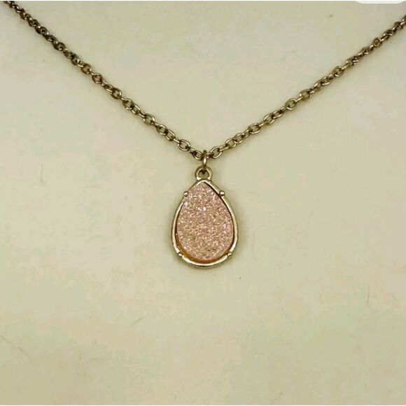 Kendra Scott KS gold Tone Pendant Necklace In Peach Drusy Durzy - Picture 5 of 7